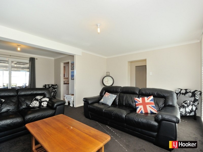 5 Elswick Street, Safety Bay WA 6169