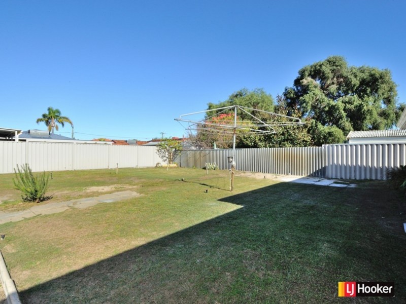 5 Elswick Street, Safety Bay WA 6169