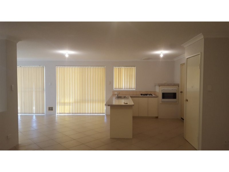 20 Tryall Avenue, Port Kennedy WA 6172