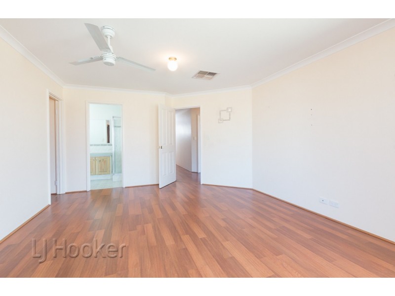 15 Cologne Gardens, Port Kennedy WA 6172