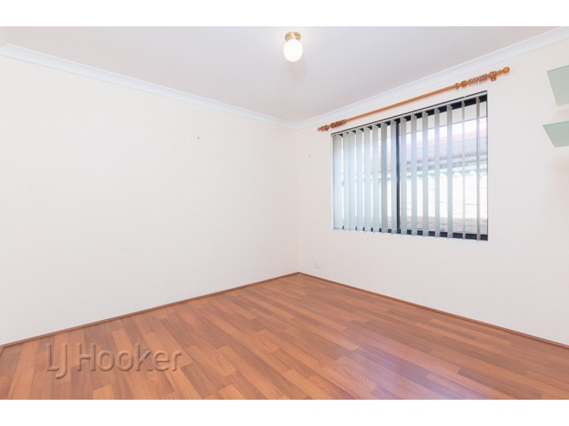 15 Cologne Gardens, Port Kennedy WA 6172