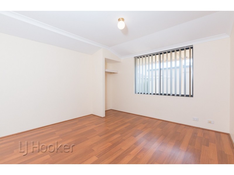 15 Cologne Gardens, Port Kennedy WA 6172