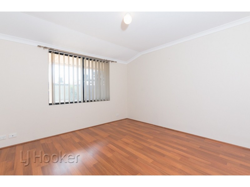 15 Cologne Gardens, Port Kennedy WA 6172