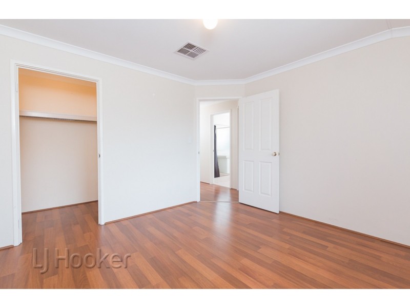 15 Cologne Gardens, Port Kennedy WA 6172