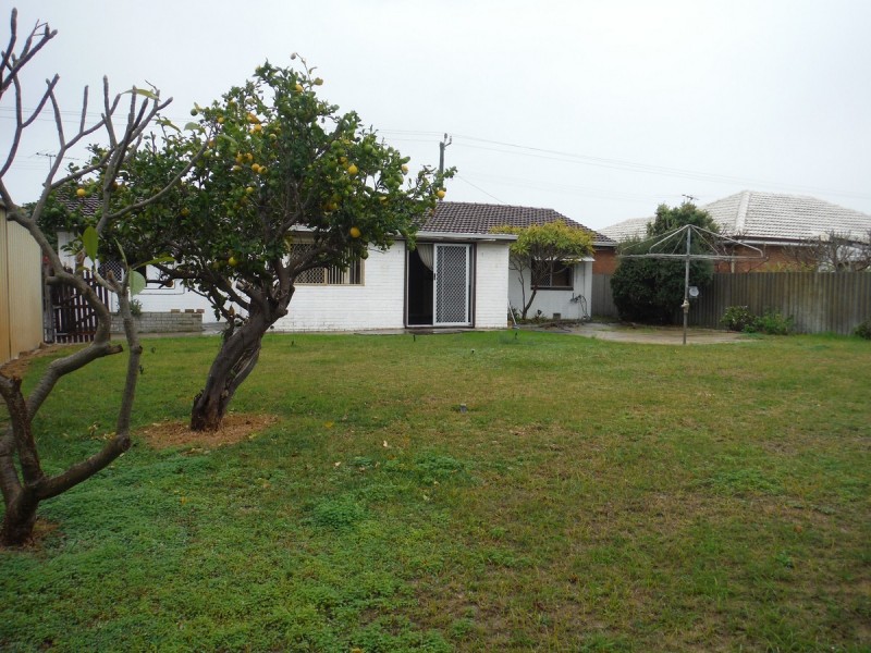 47 Malibu Road, Safety Bay WA 6169