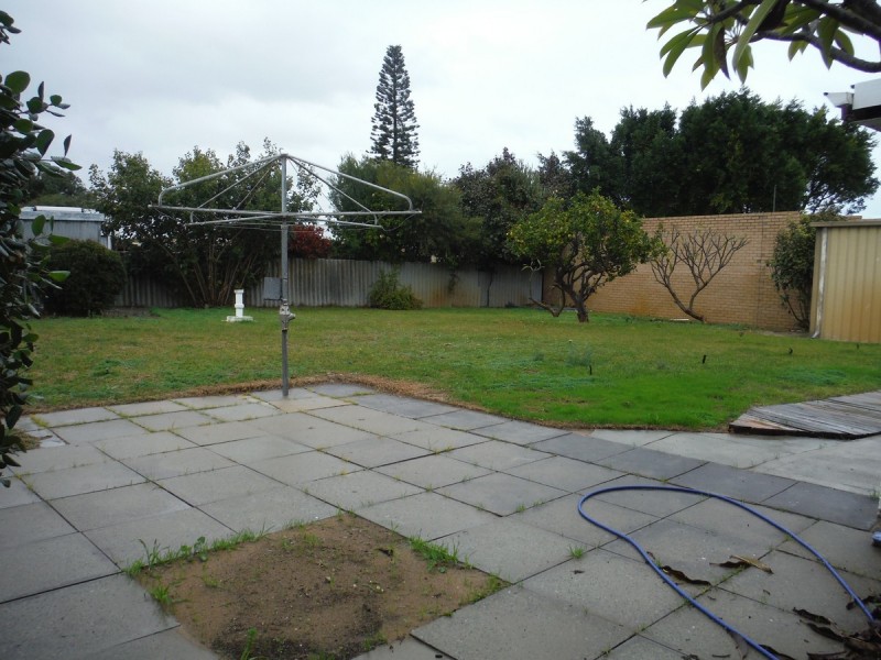 47 Malibu Road, Safety Bay WA 6169