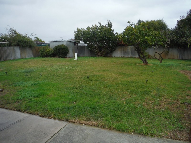 47 Malibu Road, Safety Bay WA 6169