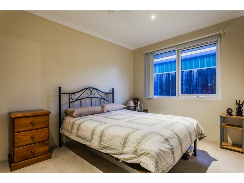 48 Ritchie Drive, Rockingham WA 6168