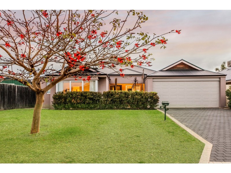 48 Ritchie Drive, Rockingham WA 6168