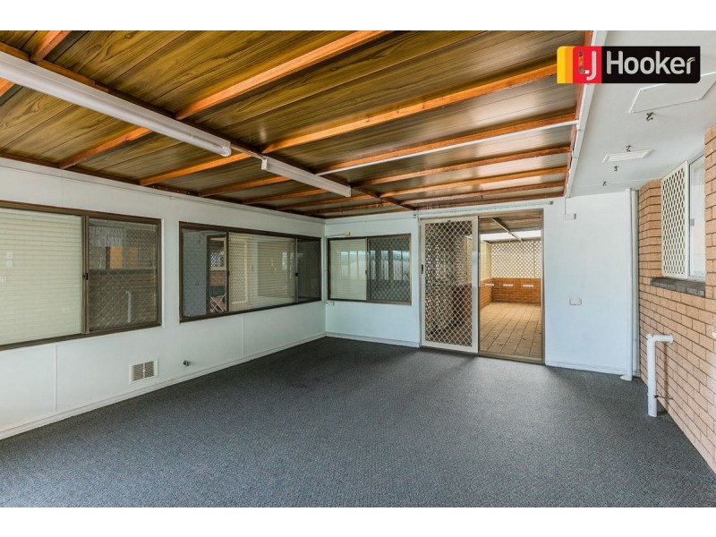 5 Peron Close, Cooloongup WA 6168