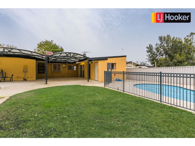 17 Indus Close, Rockingham WA 6168