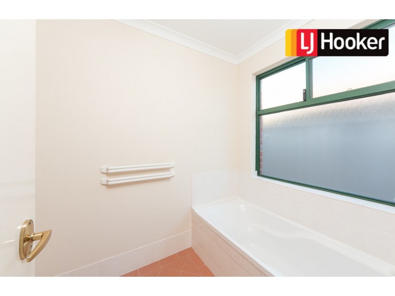 9 Touraine Vista, Port Kennedy WA 6172