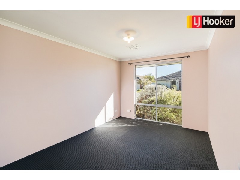 42 Sellafield Bend, Waikiki WA 6169