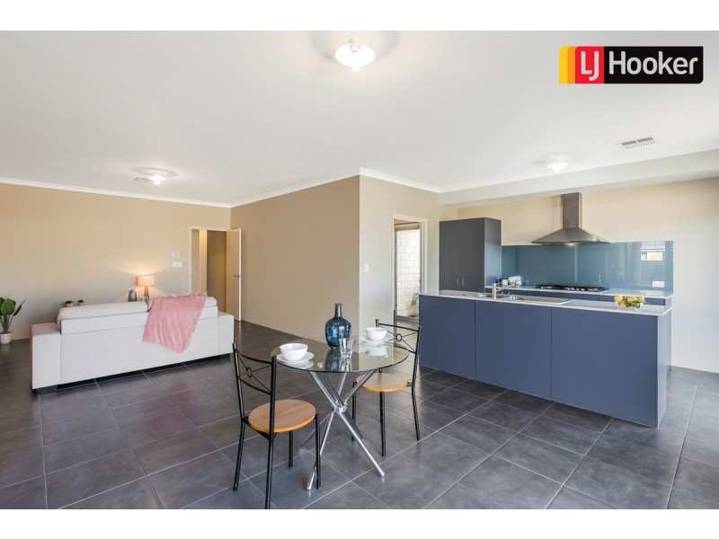 42 Sellafield Bend, Waikiki WA 6169