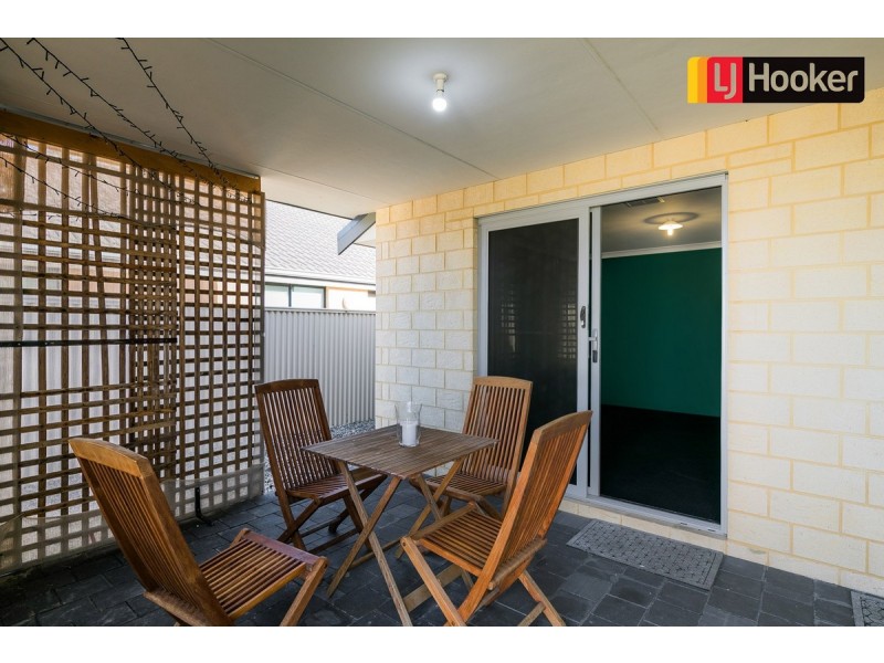 42 Sellafield Bend, Waikiki WA 6169