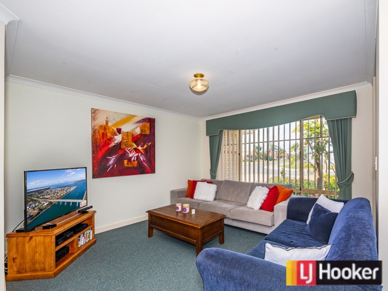 17 Sabot Avenue, Waikiki WA 6169
