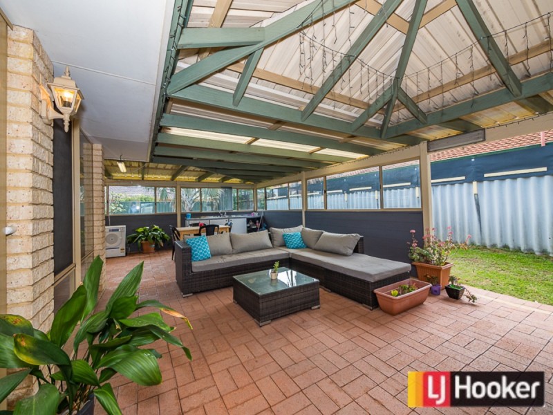 17 Sabot Avenue, Waikiki WA 6169