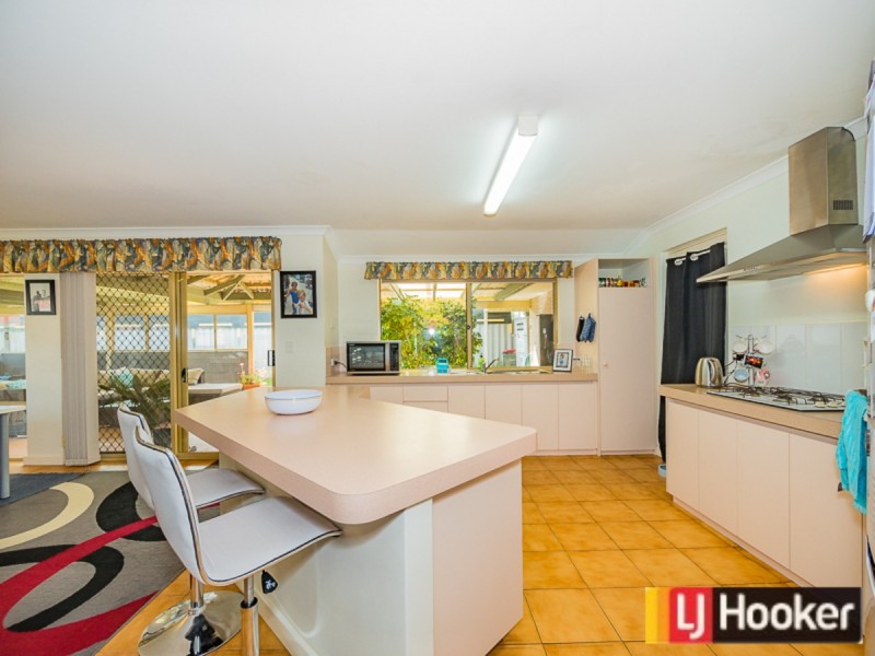 17 Sabot Avenue, Waikiki WA 6169