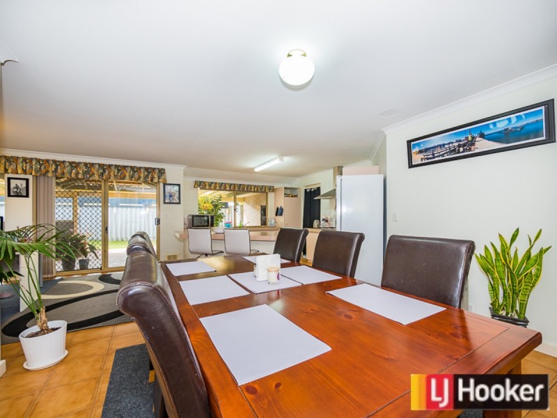 17 Sabot Avenue, Waikiki WA 6169