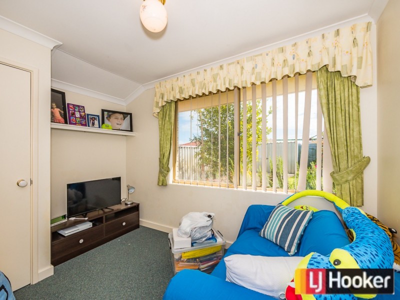 17 Sabot Avenue, Waikiki WA 6169