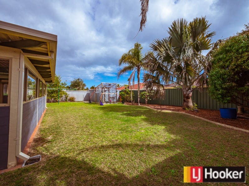 17 Sabot Avenue, Waikiki WA 6169