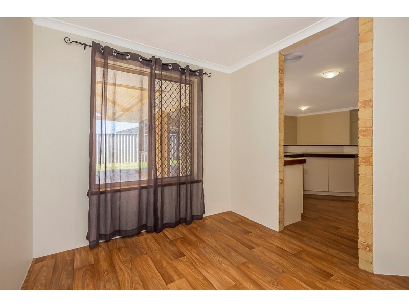 5 Maroon Place, Warnbro WA 6169