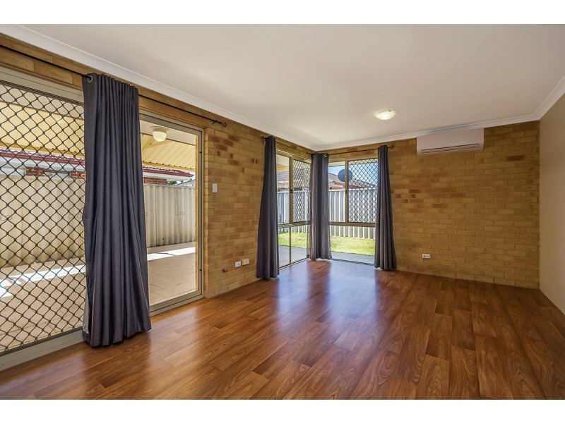 5 Maroon Place, Warnbro WA 6169