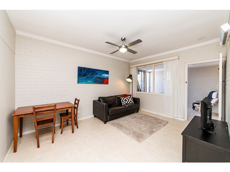 3/8 Houston Street, Rockingham WA 6168