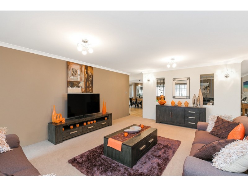 37 Edgbaston Crescent, Port Kennedy WA 6172