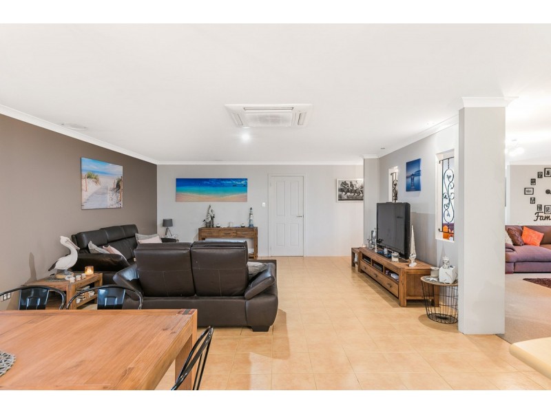 37 Edgbaston Crescent, Port Kennedy WA 6172