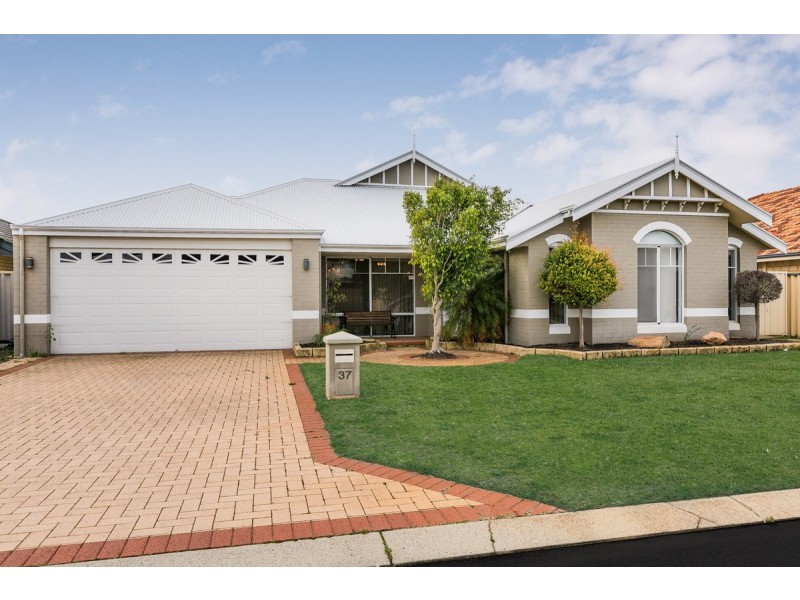 37 Edgbaston Crescent, Port Kennedy WA 6172