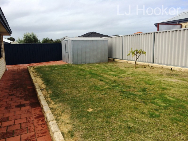 1 Noosa Drive, Secret Harbour WA 6173