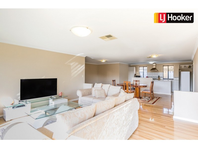 90 Hawker Street, Shoalwater WA 6169