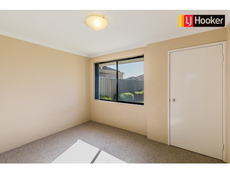 90 Hawker Street, Shoalwater WA 6169