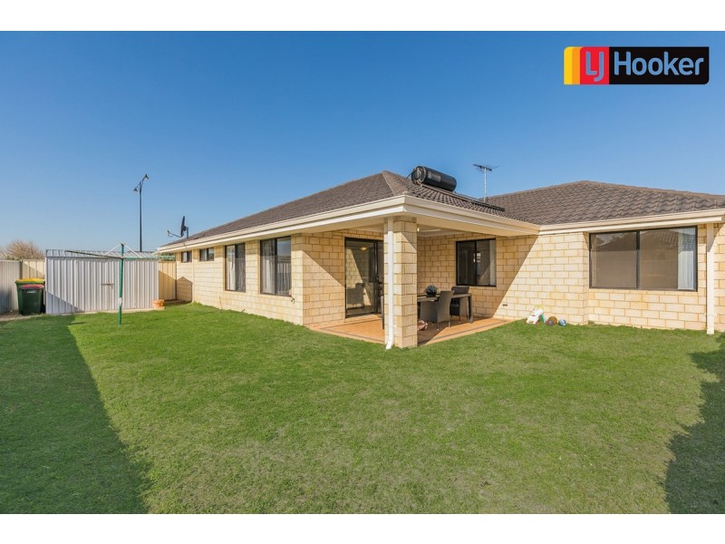 90 Hawker Street, Shoalwater WA 6169