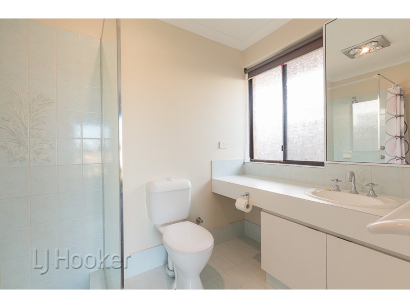 52 Cuthbertson Way, Cooloongup WA 6168