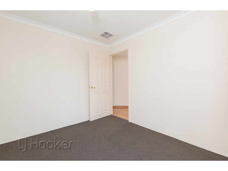 52 Cuthbertson Way, Cooloongup WA 6168