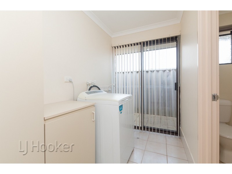 52 Cuthbertson Way, Cooloongup WA 6168
