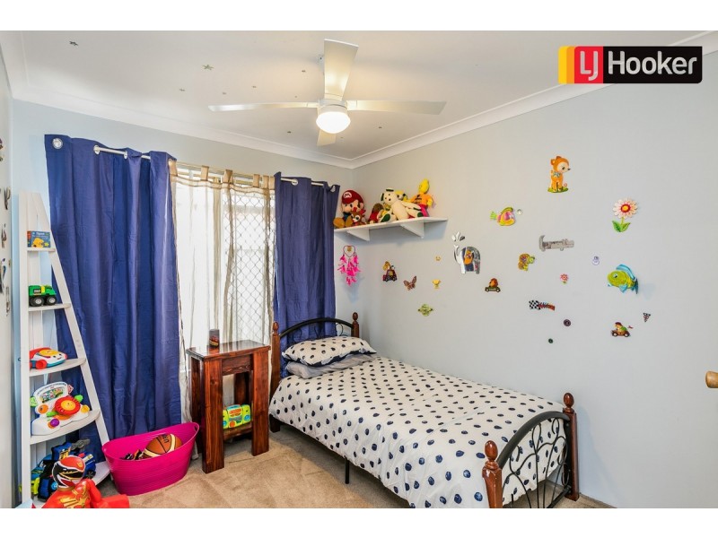 13 Paluma Court, Warnbro WA 6169
