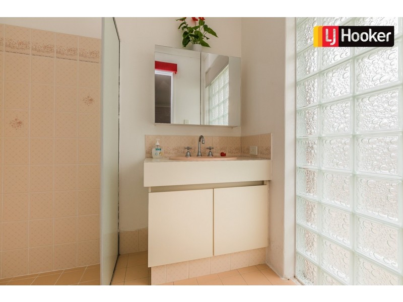 13 Paluma Court, Warnbro WA 6169