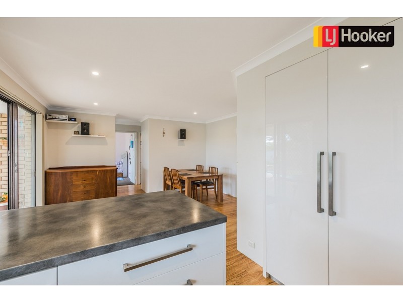 12 Javanica Court, Warnbro WA 6169