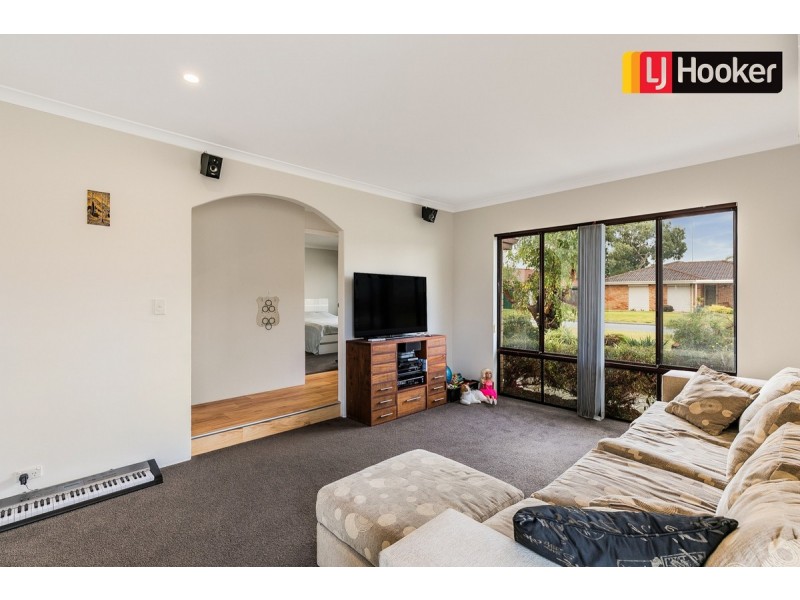 12 Javanica Court, Warnbro WA 6169