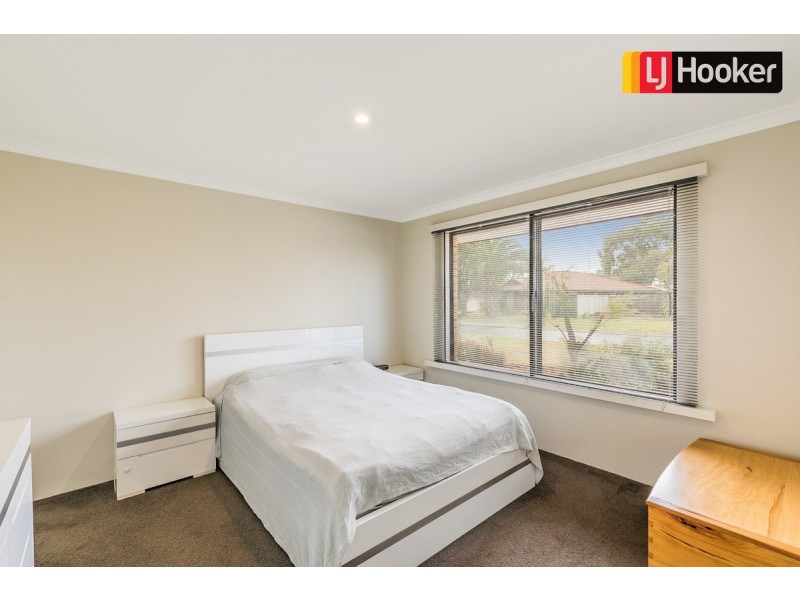 12 Javanica Court, Warnbro WA 6169