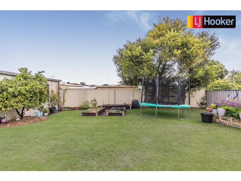 12 Javanica Court, Warnbro WA 6169