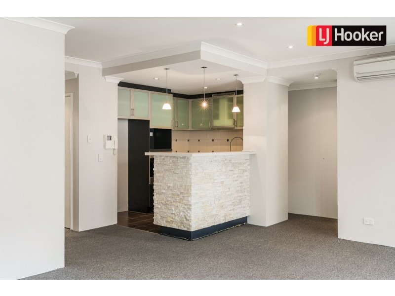87/21 Rockingham Beach Road, Rockingham WA 6168