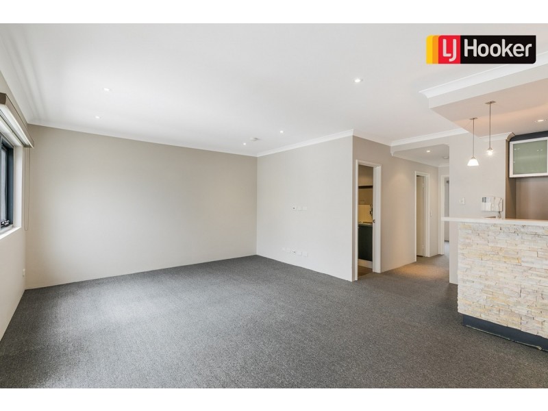 87/21 Rockingham Beach Road, Rockingham WA 6168