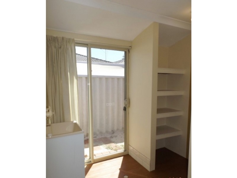 75 Chelmsford Avenue, Port Kennedy WA 6172