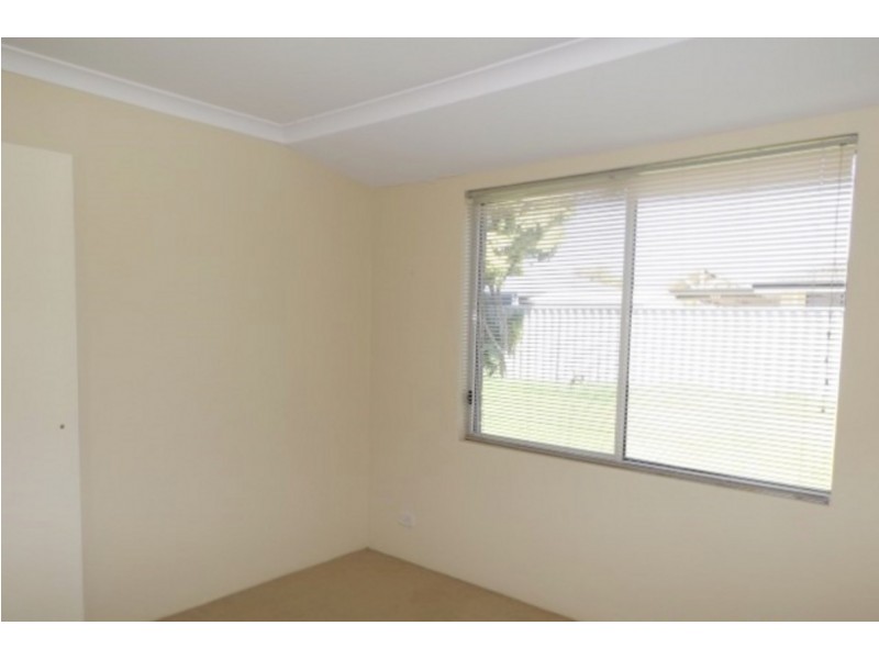 75 Chelmsford Avenue, Port Kennedy WA 6172