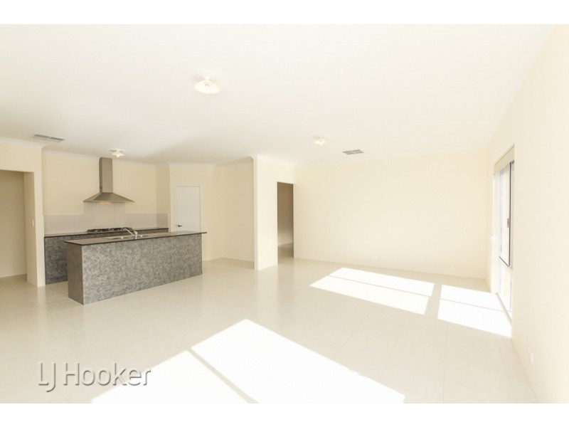 4 Desiree Drive, Baldivis WA 6171