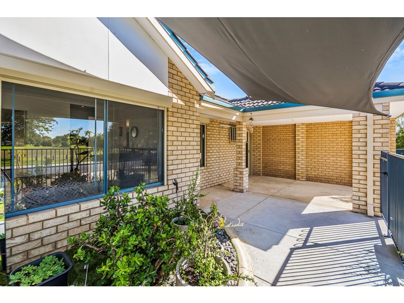 15 Mornington Boulevard, Waikiki WA 6169